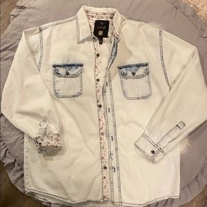 I-link light acid wash denim long sleeve button up